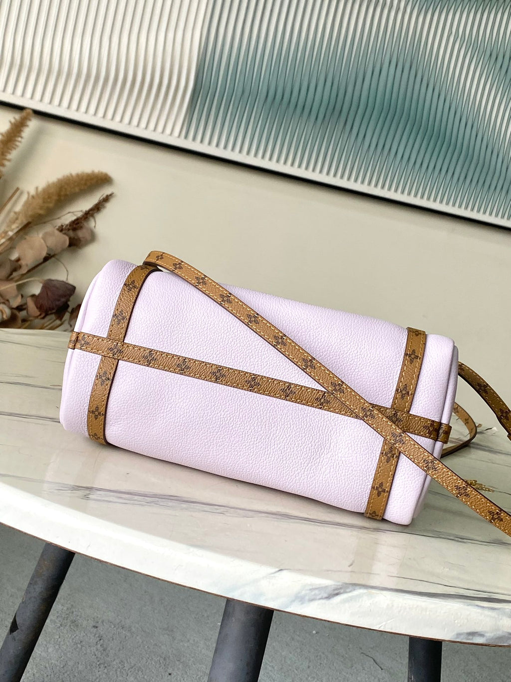 Express Small Leather Shoulder Bag