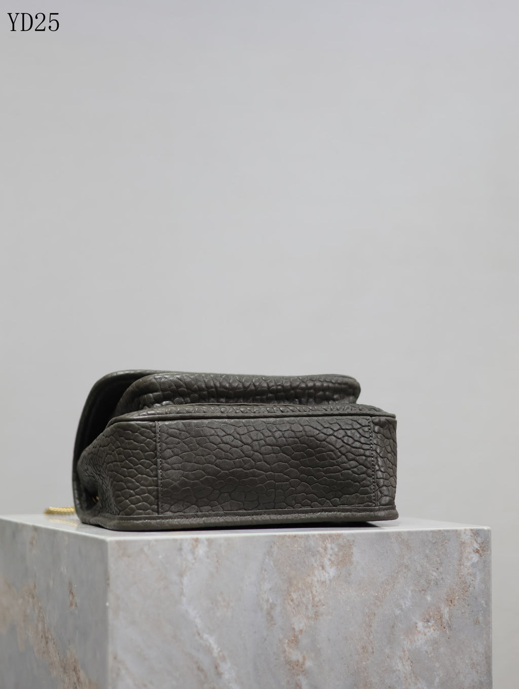 Niki Medium Grained Leather Bag