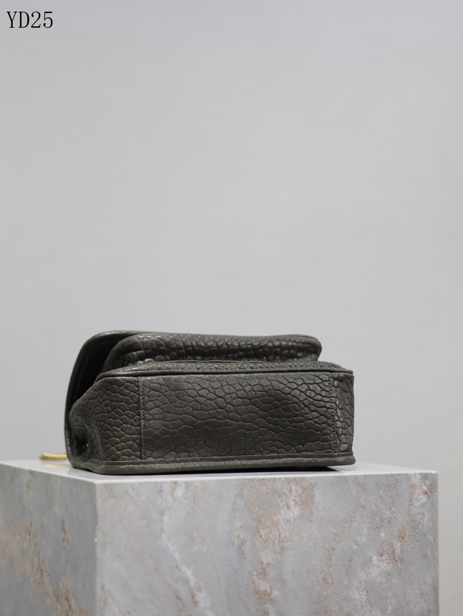 Niki Medium Grained Leather Bag