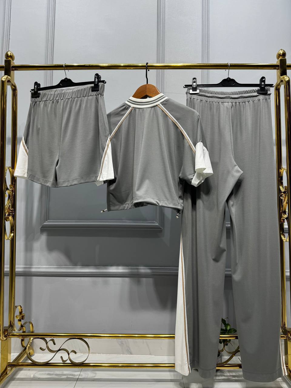 3-Piece Set – Luxury Casual Ensemble