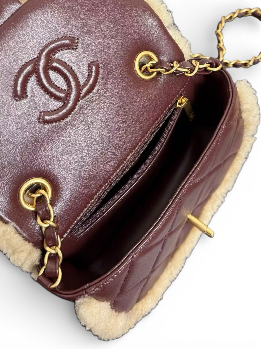 26 Teddy Shearling Chain Shoulder Bag