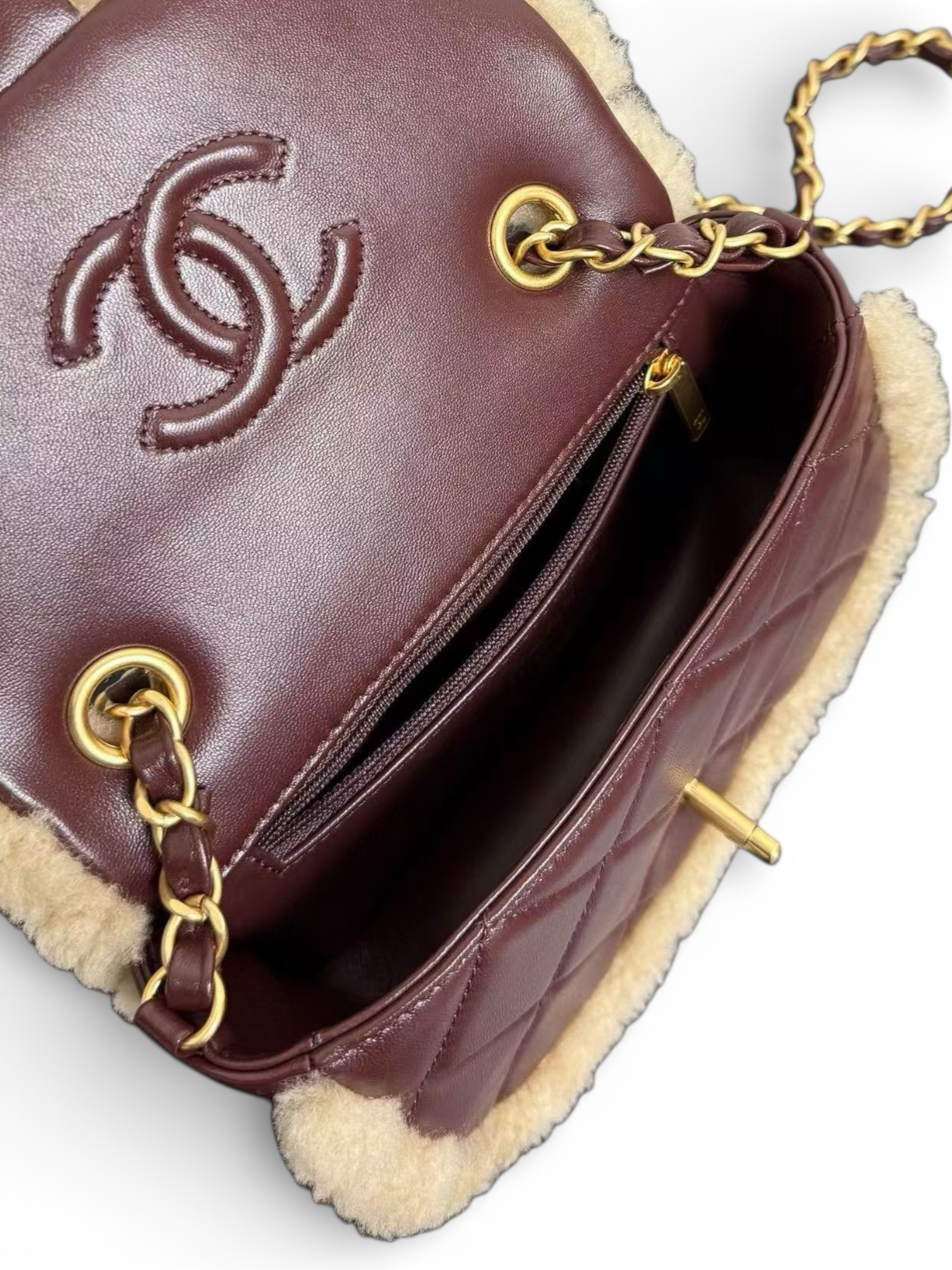 26 Teddy Shearling Chain Shoulder Bag