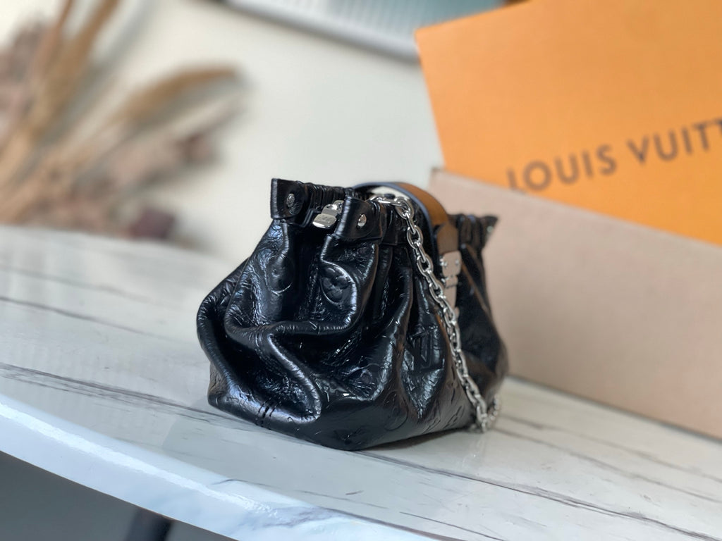 Pochette Sling Leather Clutch