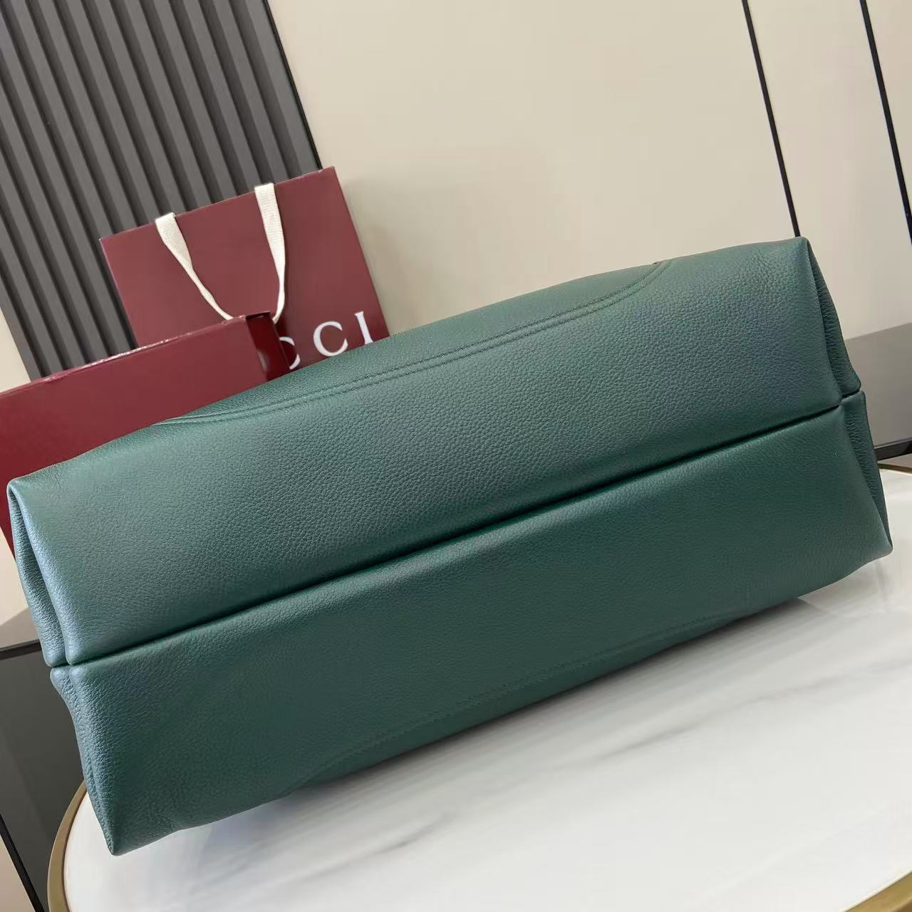 Softbit Style Deep Green Grained Leather Shoulder Bag