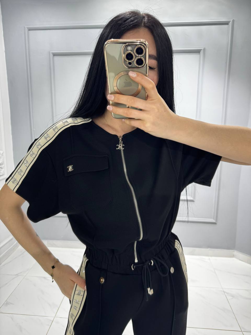 Black 2-Piece Luxury Set – Zip Top & Wide-Leg Pants