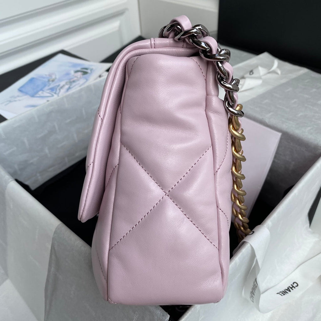 19 Flap Bag