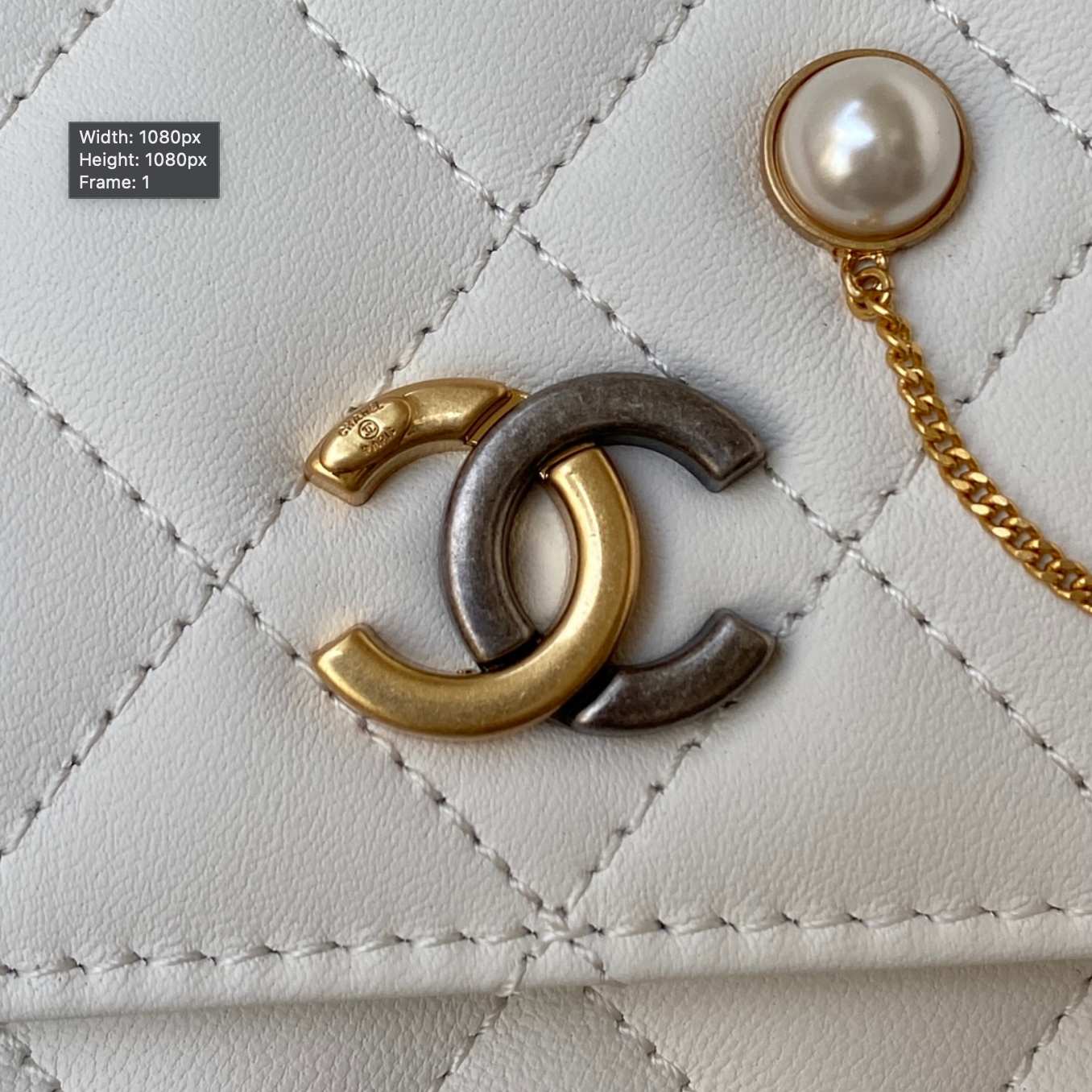 Classic Quilted Wallet on Chain