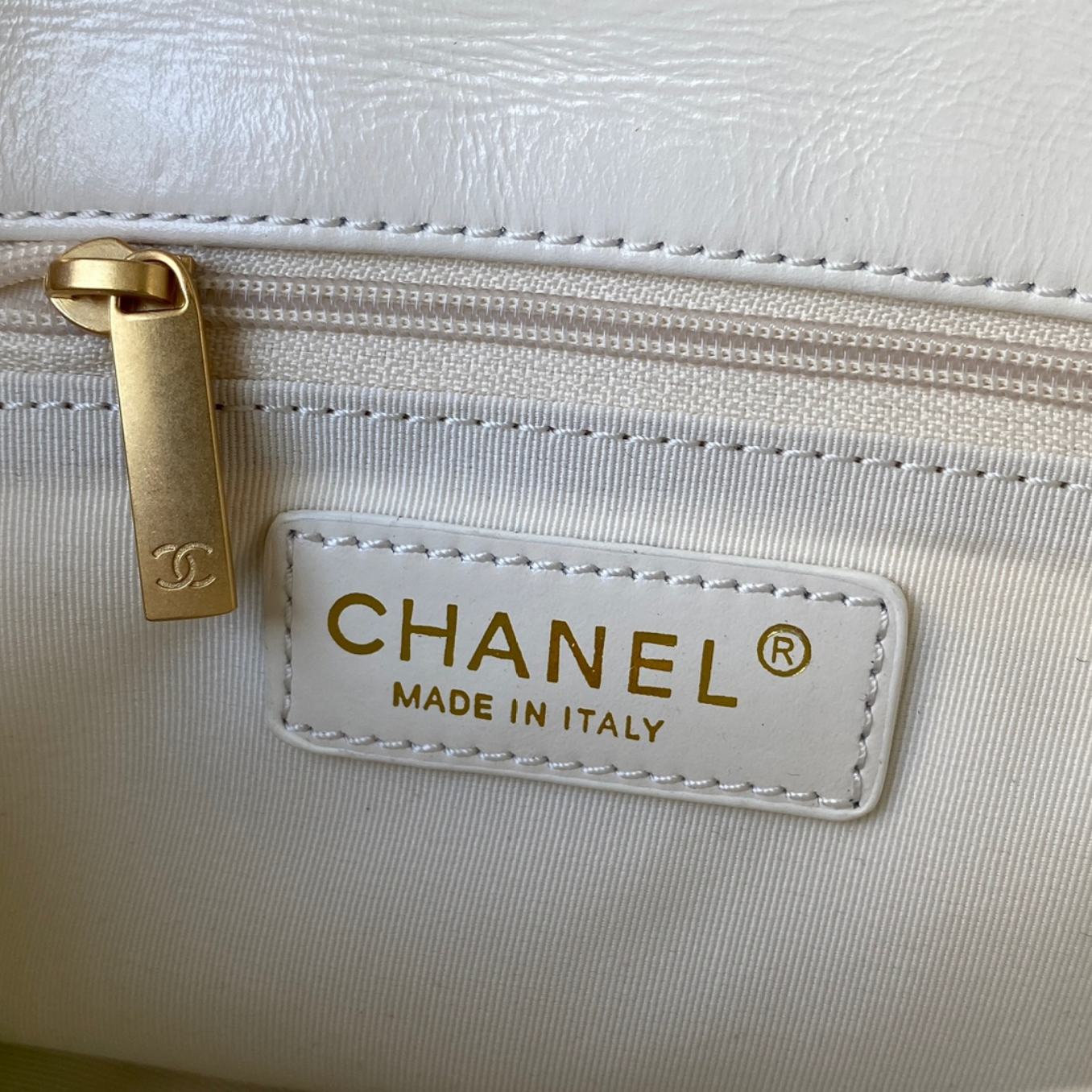 Mini Pearl Strap Bag