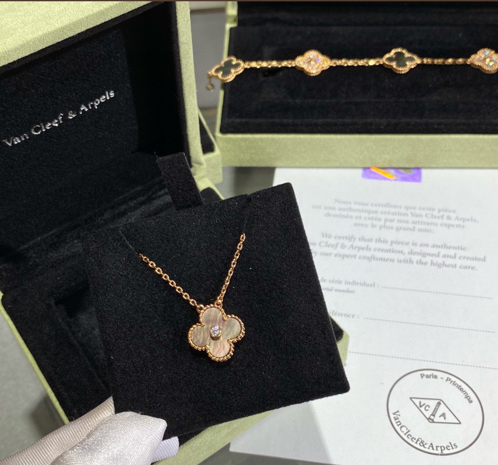 Alhambra Grey Mother of Pearl Clover Necklace with Center Stone