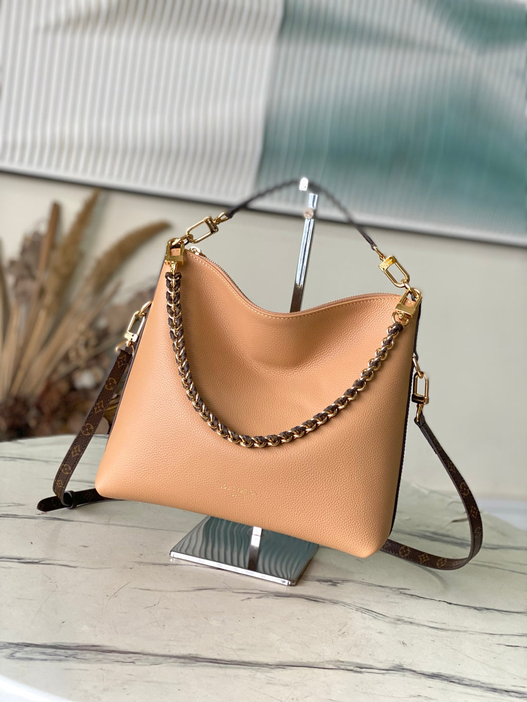 Multipass Leather Shoulder Bag