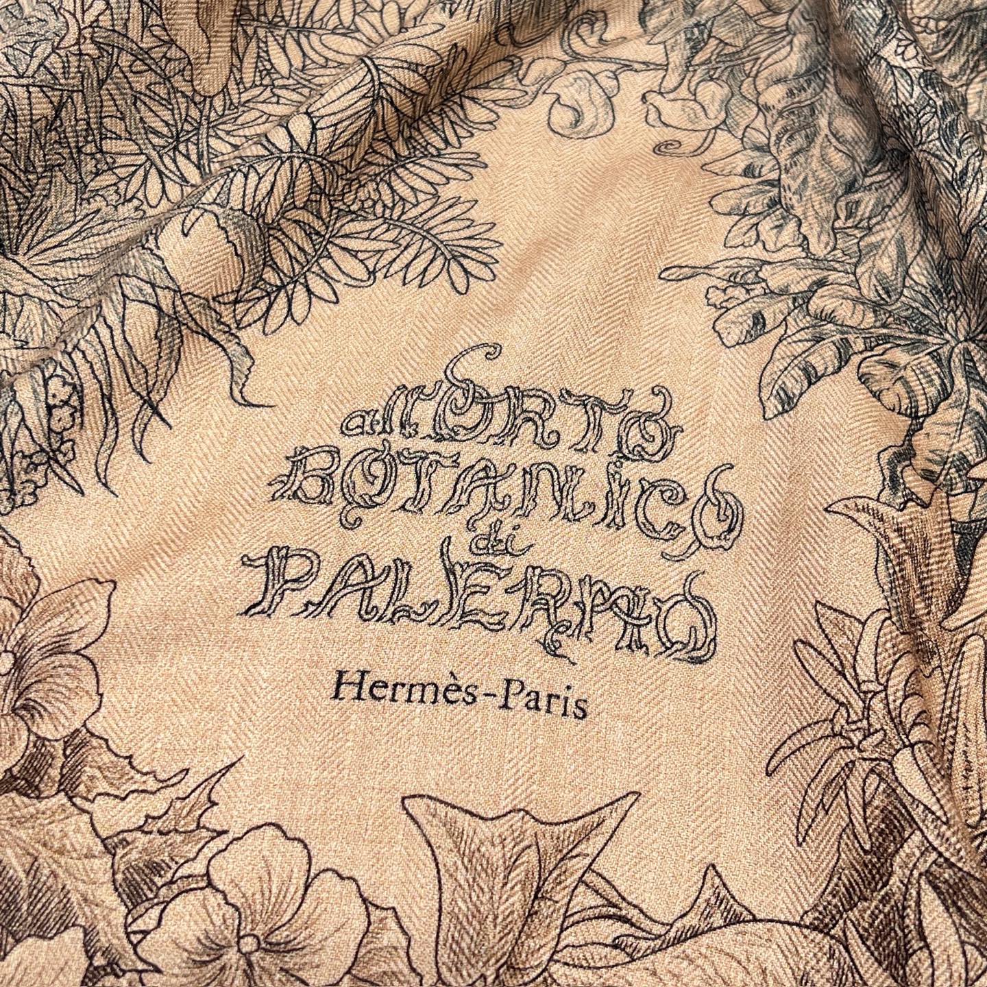 “Francois Houtin” Botanical Garden Cashmere & Silk Shawl 136 x 137 cm