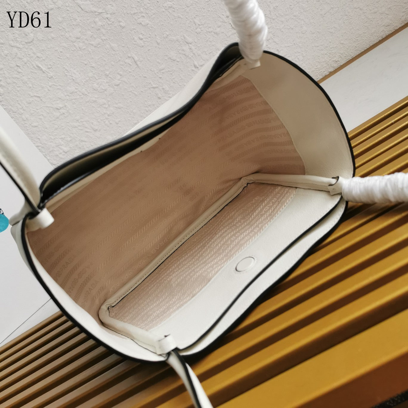 Tote Bag in Soft Grain Leather