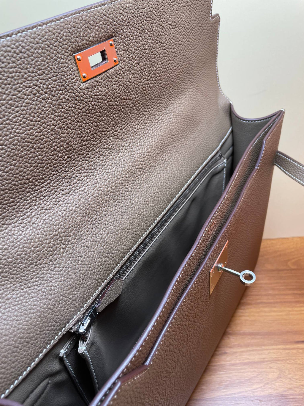 Leather Briefcase / Messenger Bag