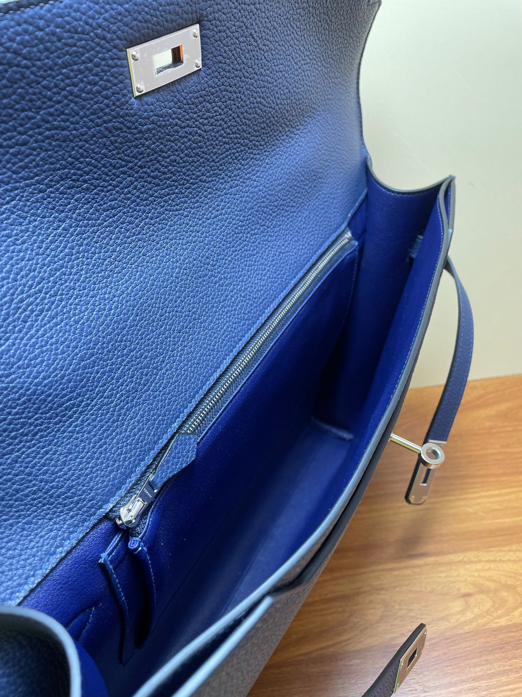 Leather Briefcase / Messenger Bag