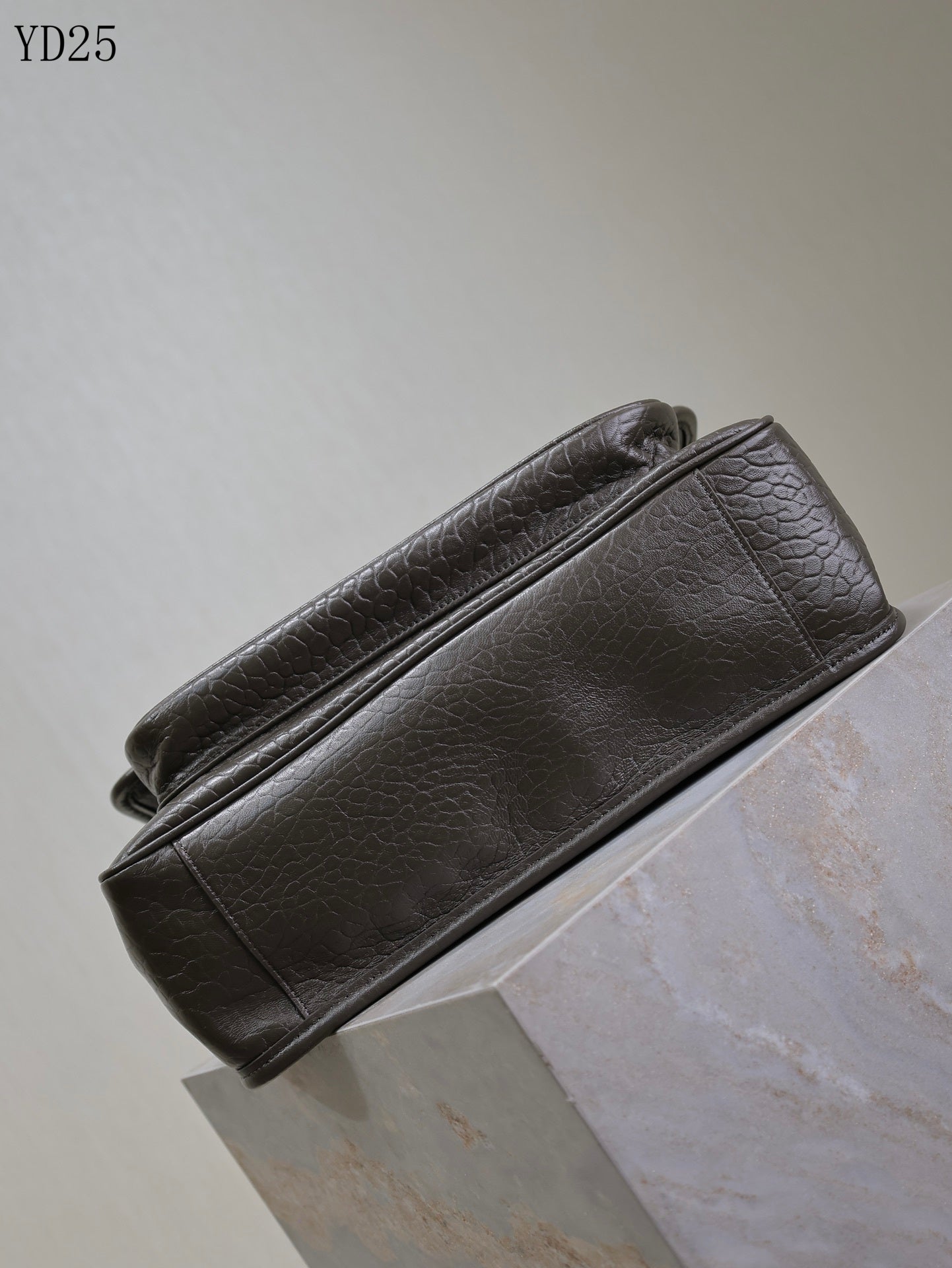 Niki Medium Grained Leather Bag