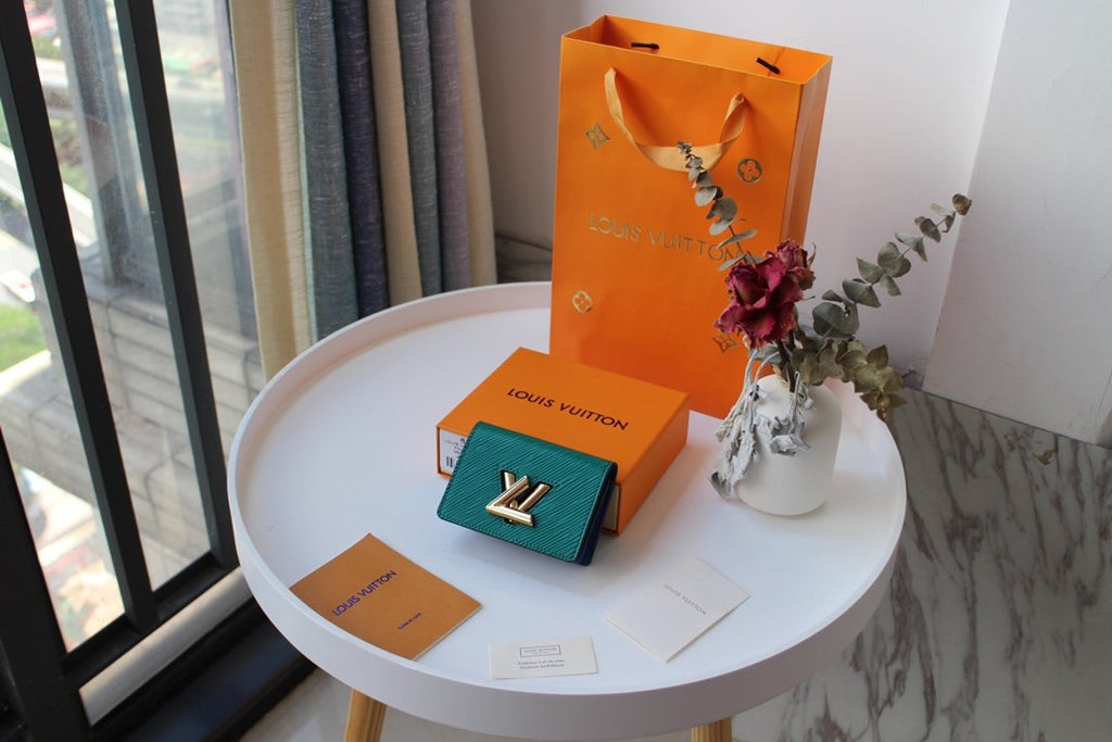 Epi Leather Twist Wallet