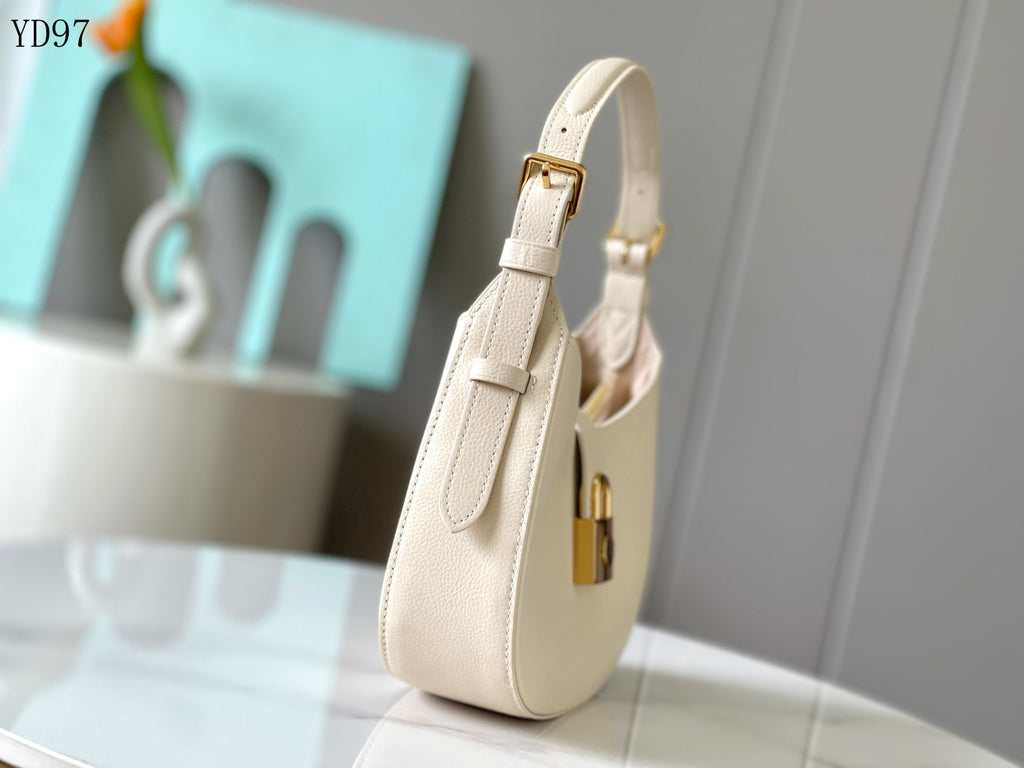 Low Key Shoulder Bag