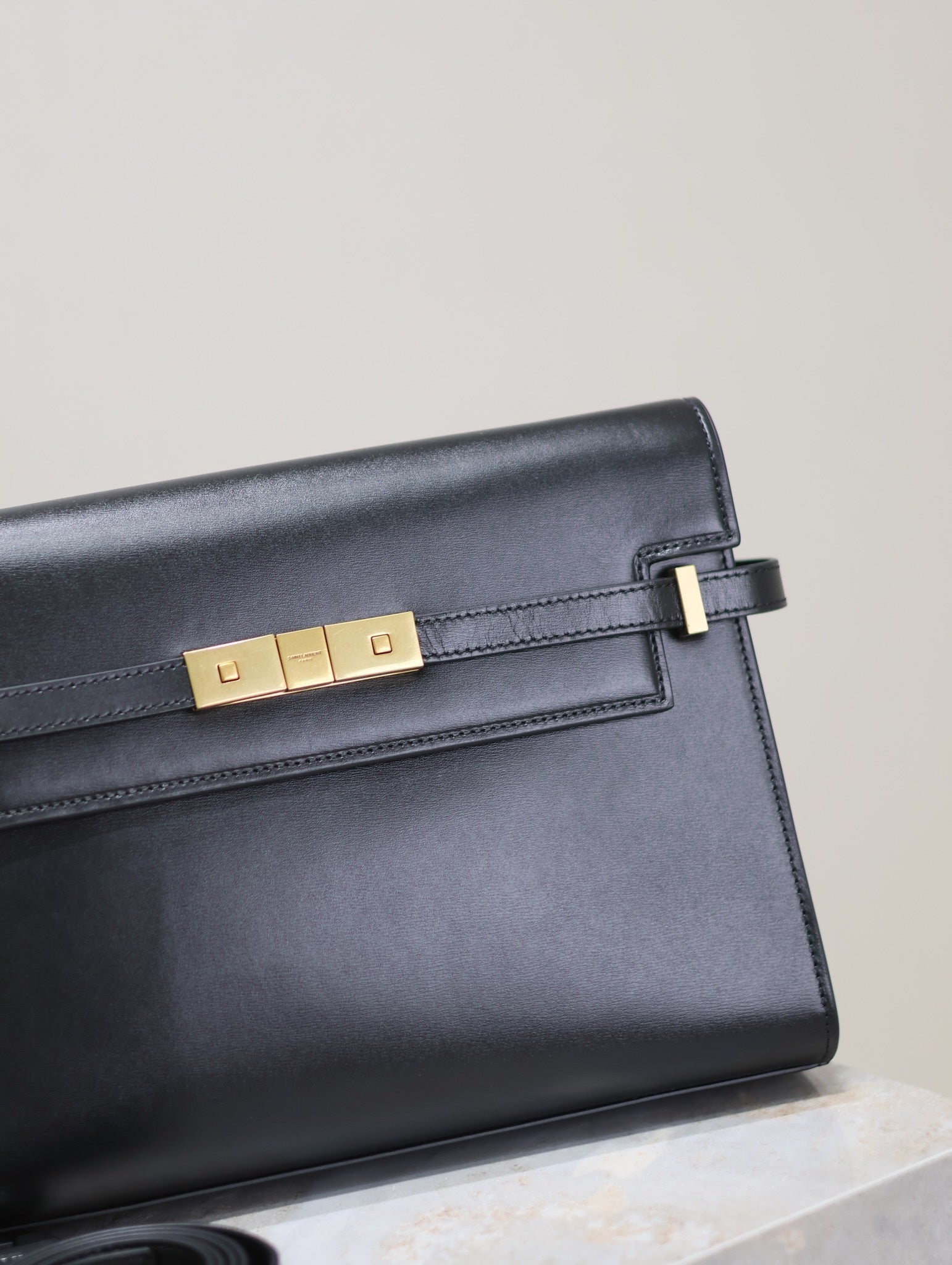 Crocodile-Embossed Leather Chain Bag