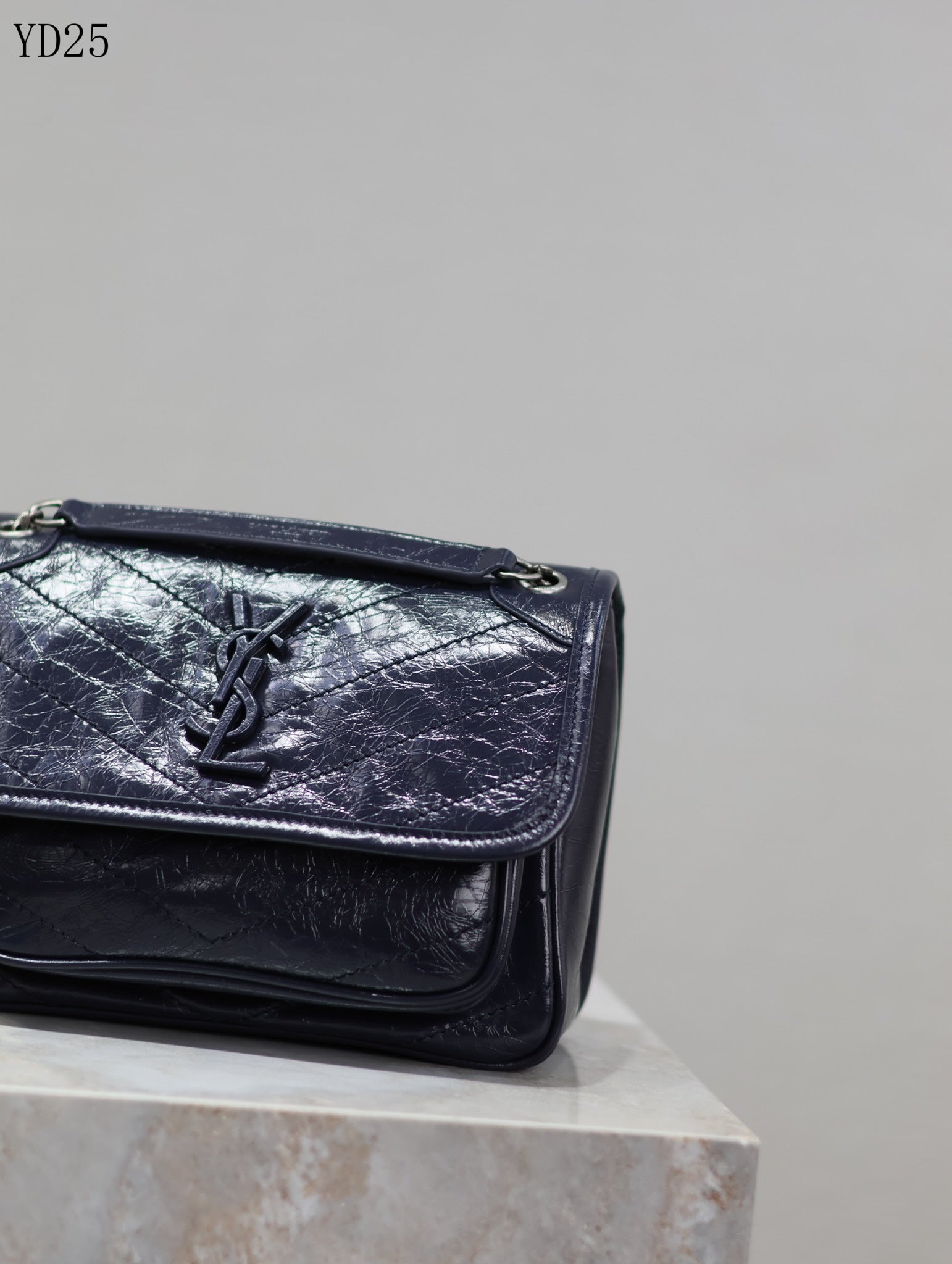 Niki Medium Patent Leather Shoulder Bag