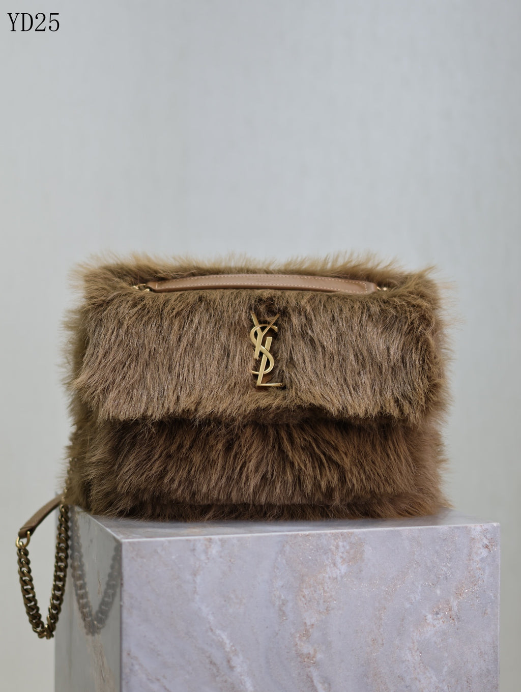 Niki Small in Shearling Bag