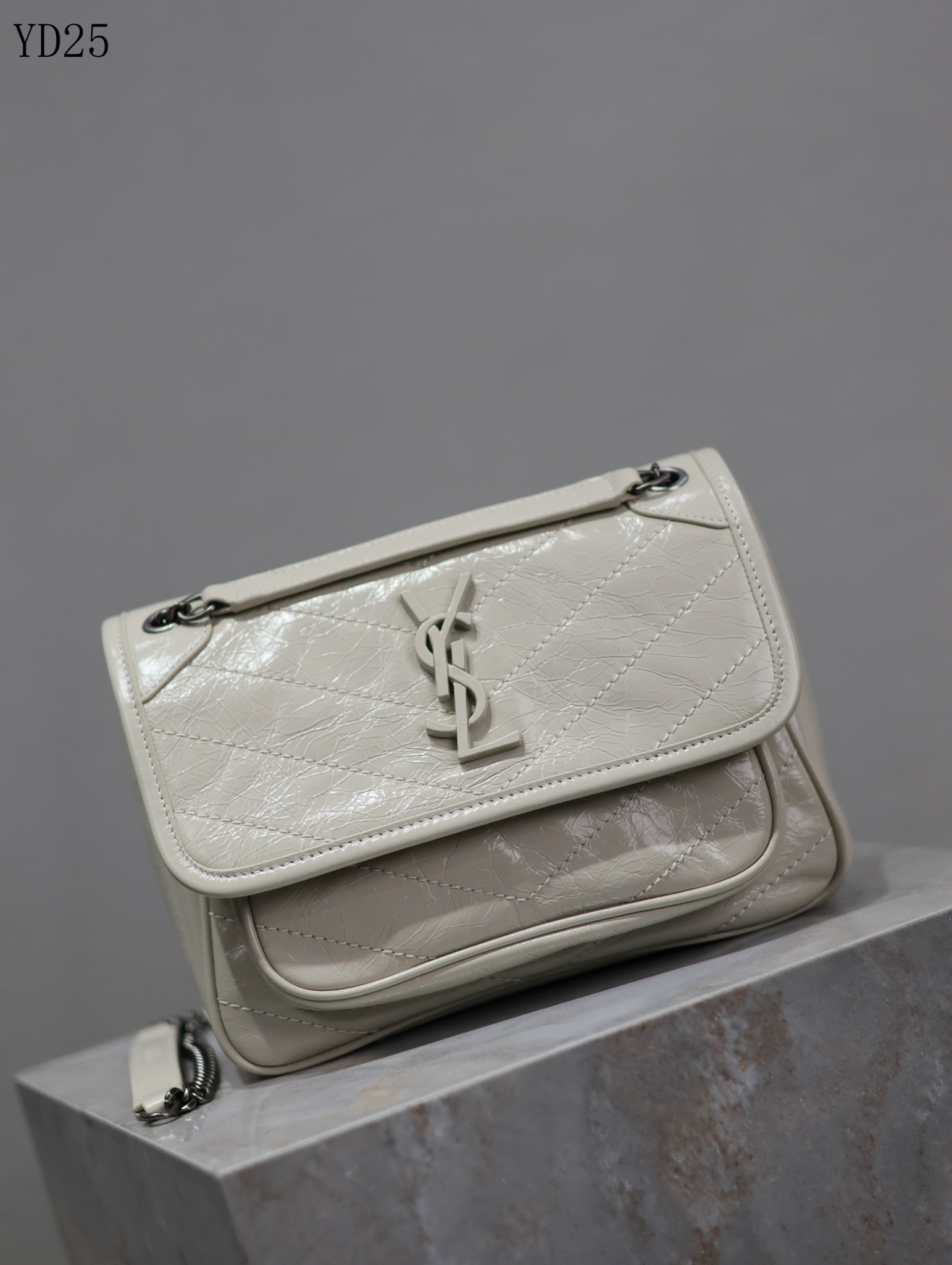 Niki Medium Patent Leather Shoulder Bag