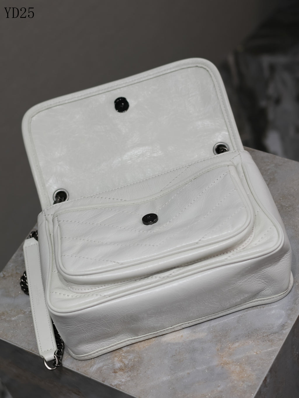 Niki Medium Patent Leather Shoulder Bag