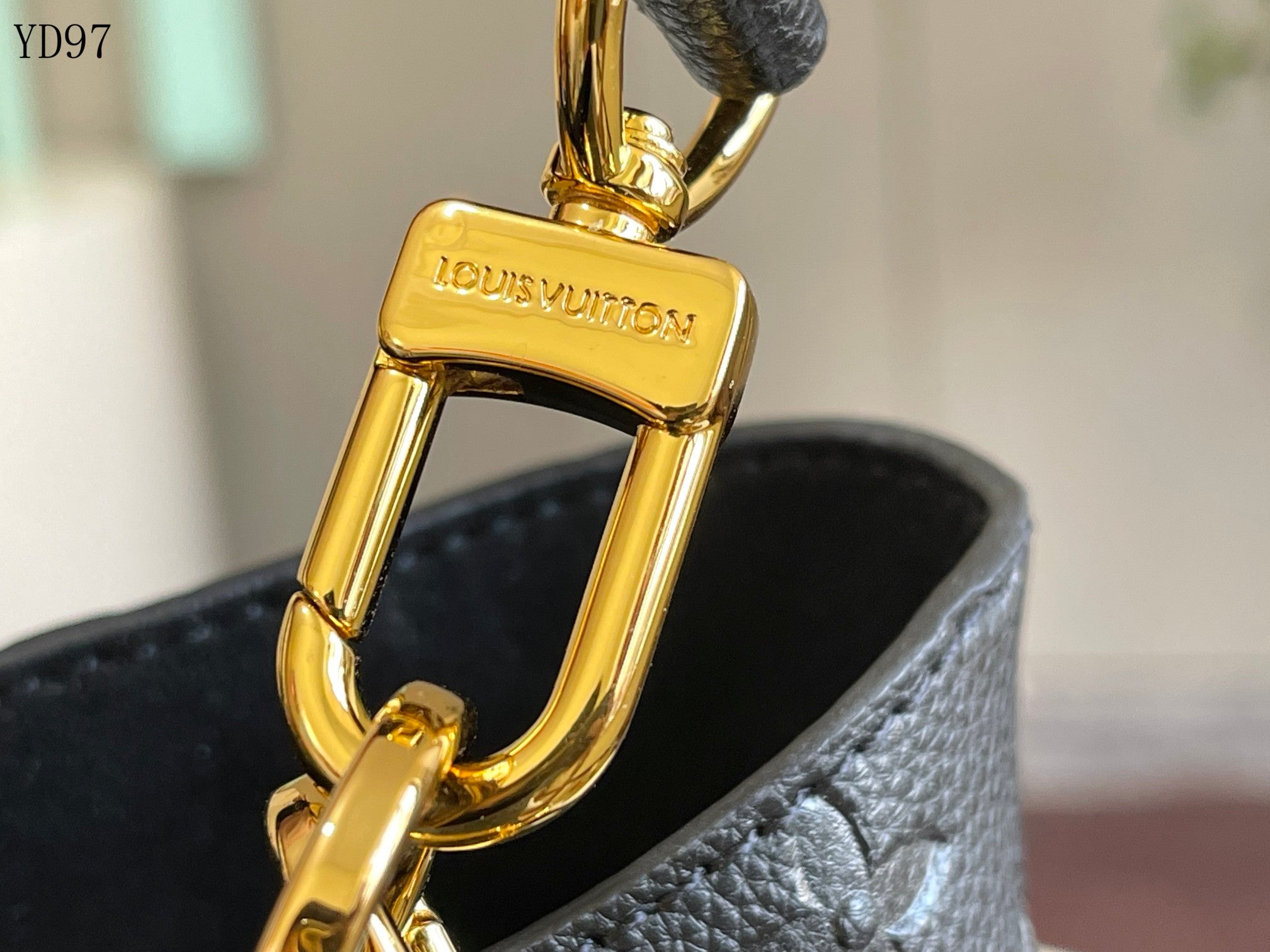 NéoNoé MM Bucket Bag