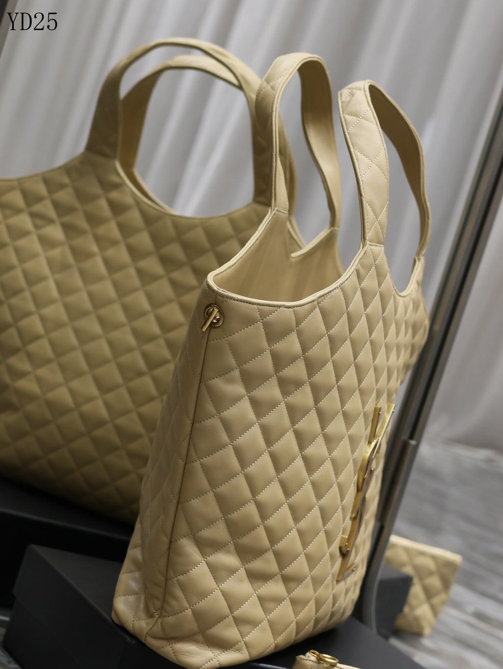 Quilted Oversized Tote Bag
