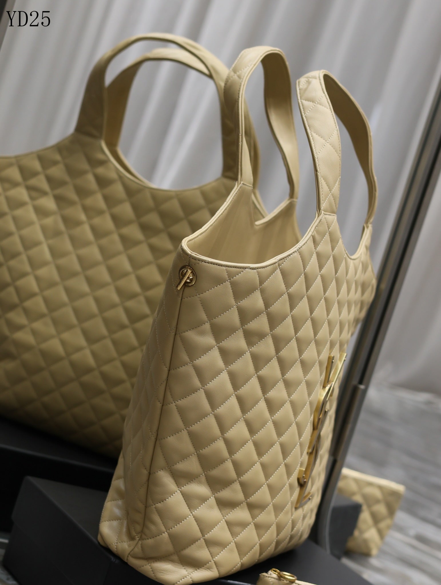 Quilted Oversized Tote Bag