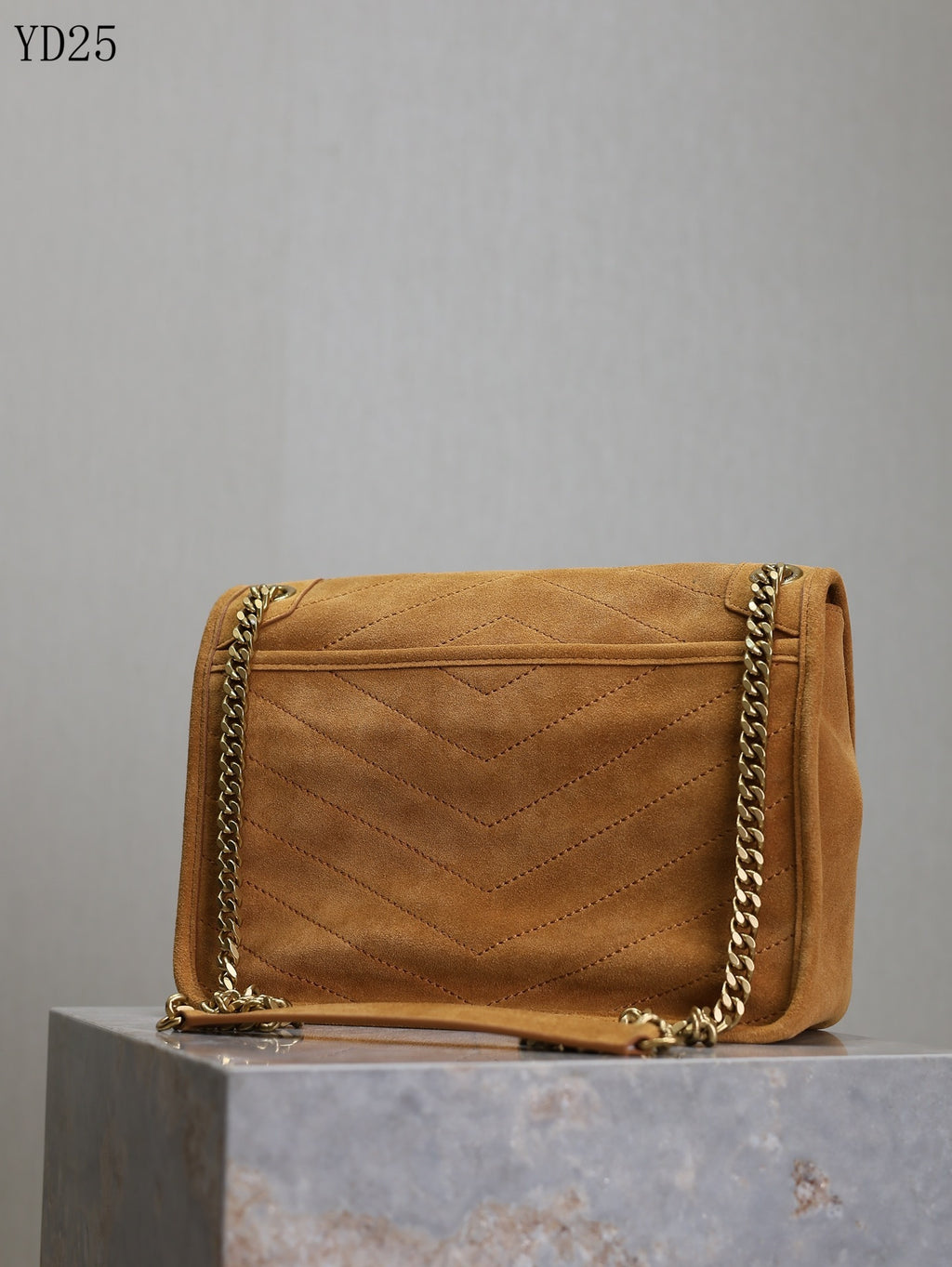 Niki Medium Shoulder Bag