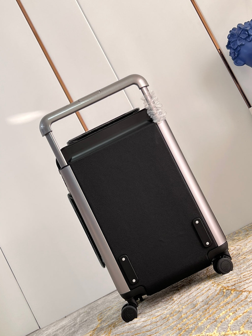 Horizon Style Cabin Suitcase