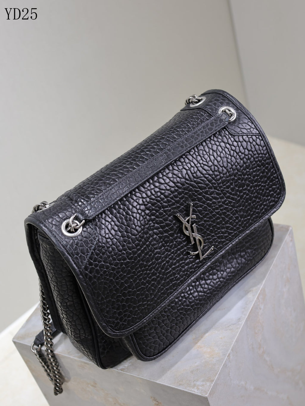 Niki Medium Grained Leather Bag