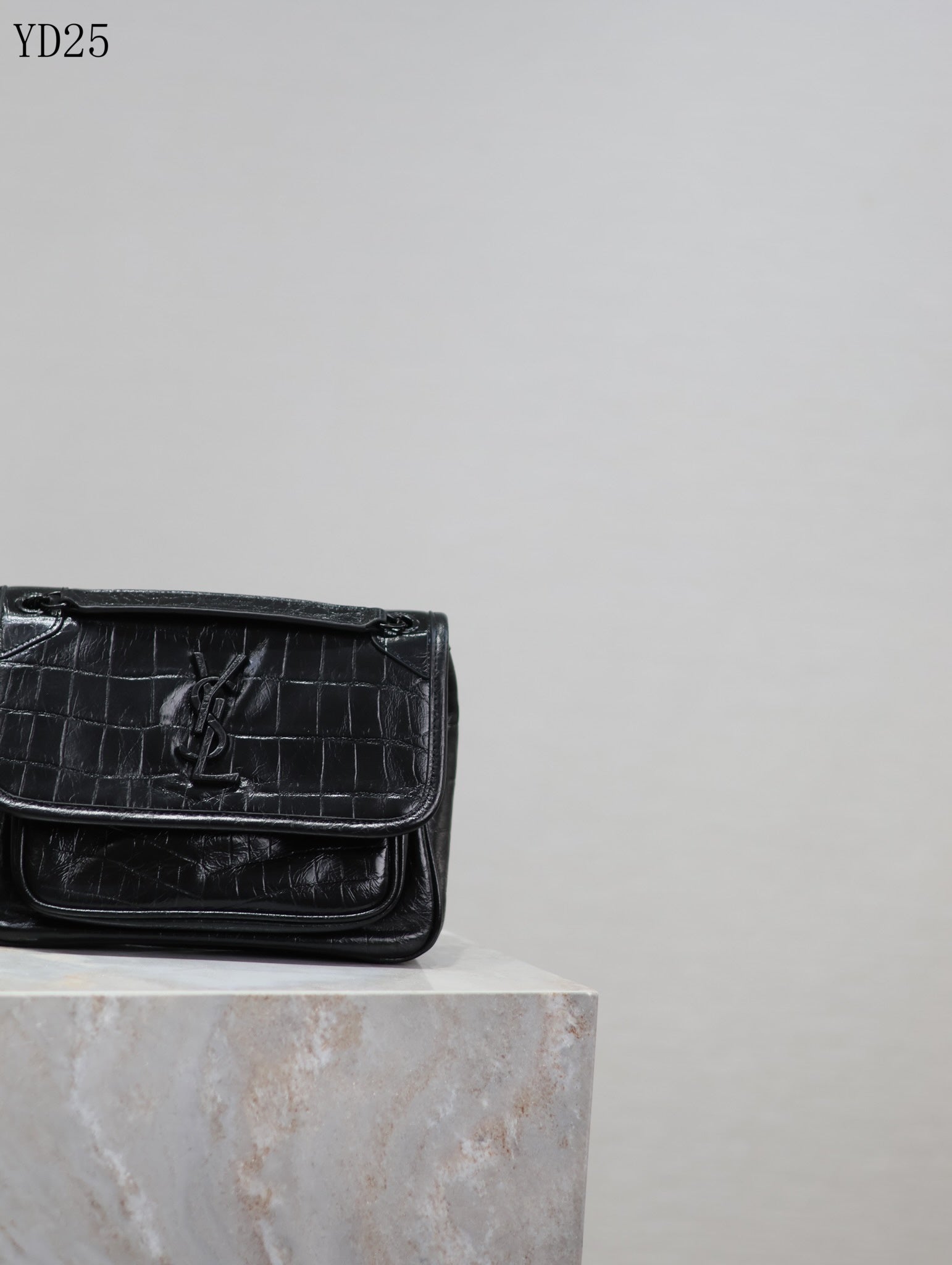 Niki Medium Patent Leather Shoulder Bag