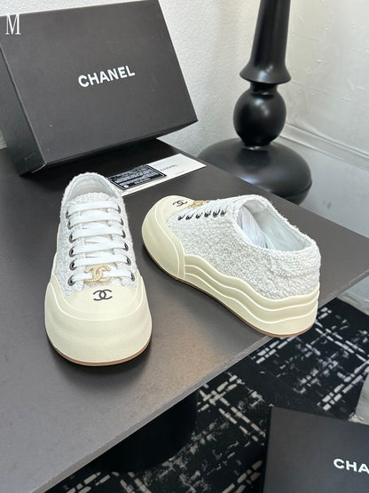 Low-Top Sneakers