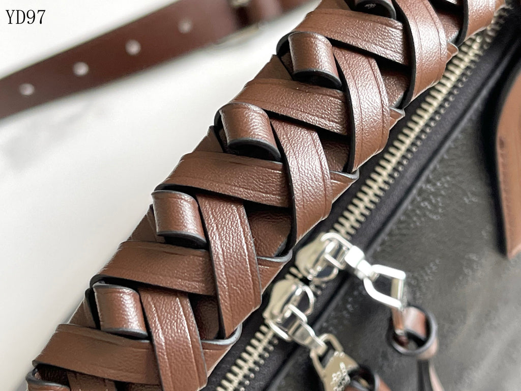 Beaubourg Hobo MM Bag