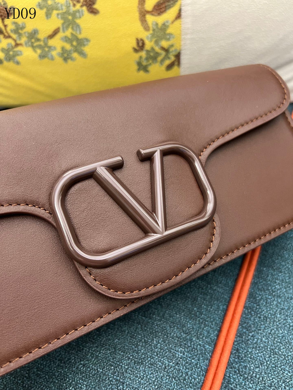 Garavani VLogo Signature Bag