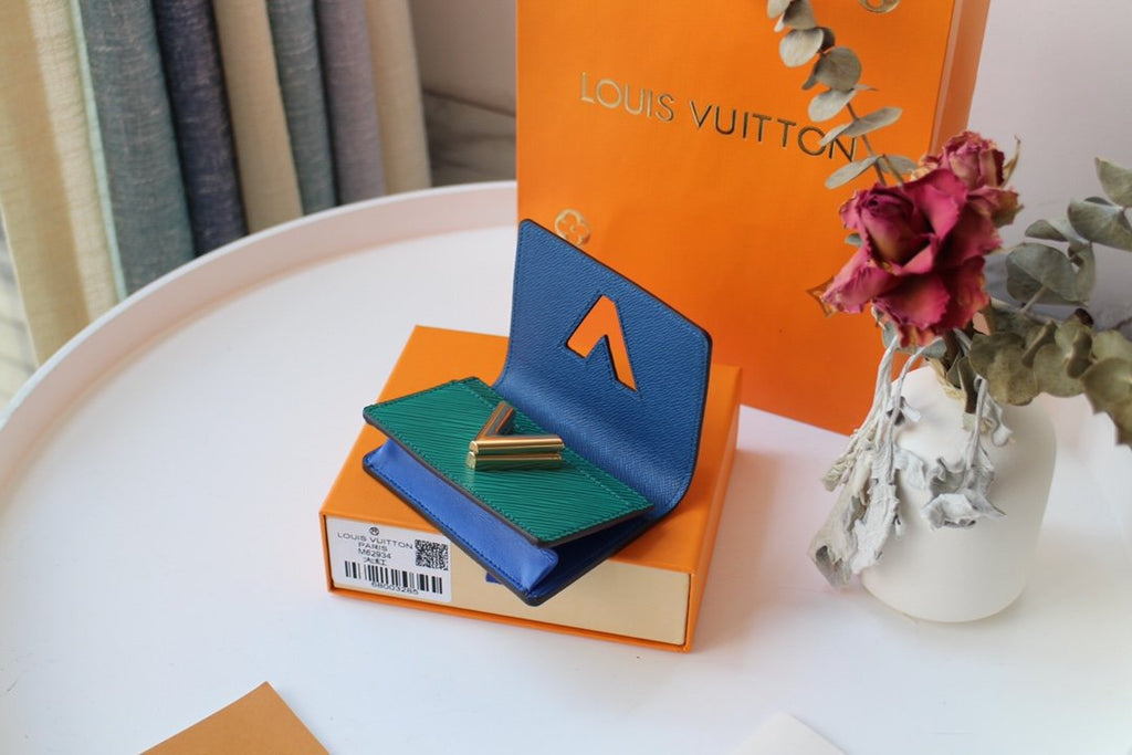 Epi Leather Twist Wallet