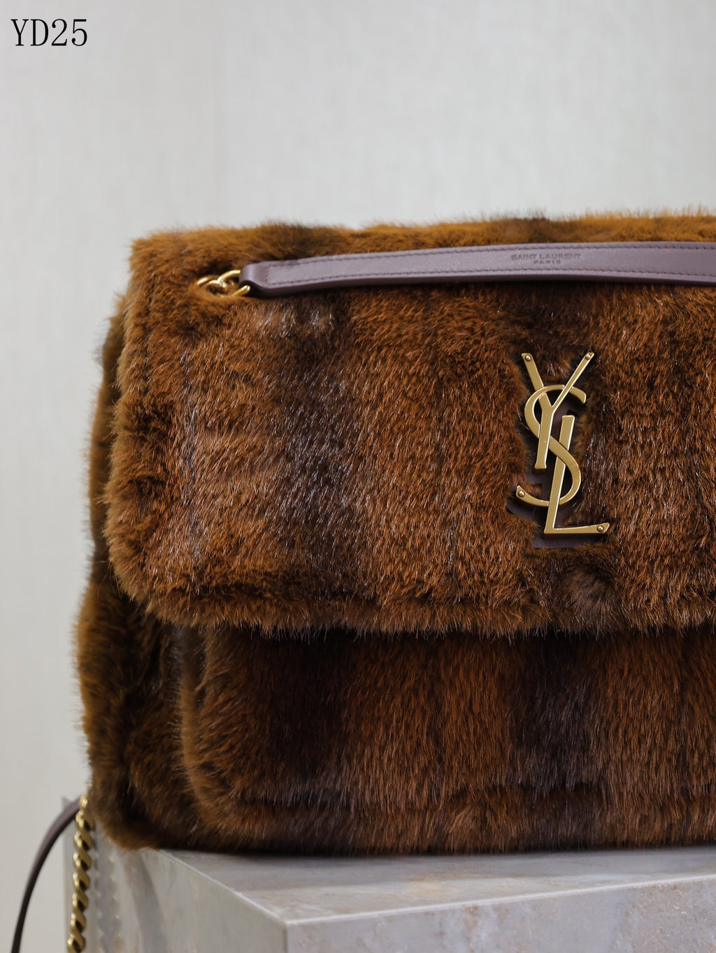 Niki Medium in Shearling Bag
