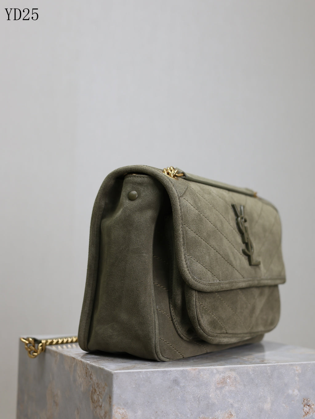 Niki Medium Shoulder Bag
