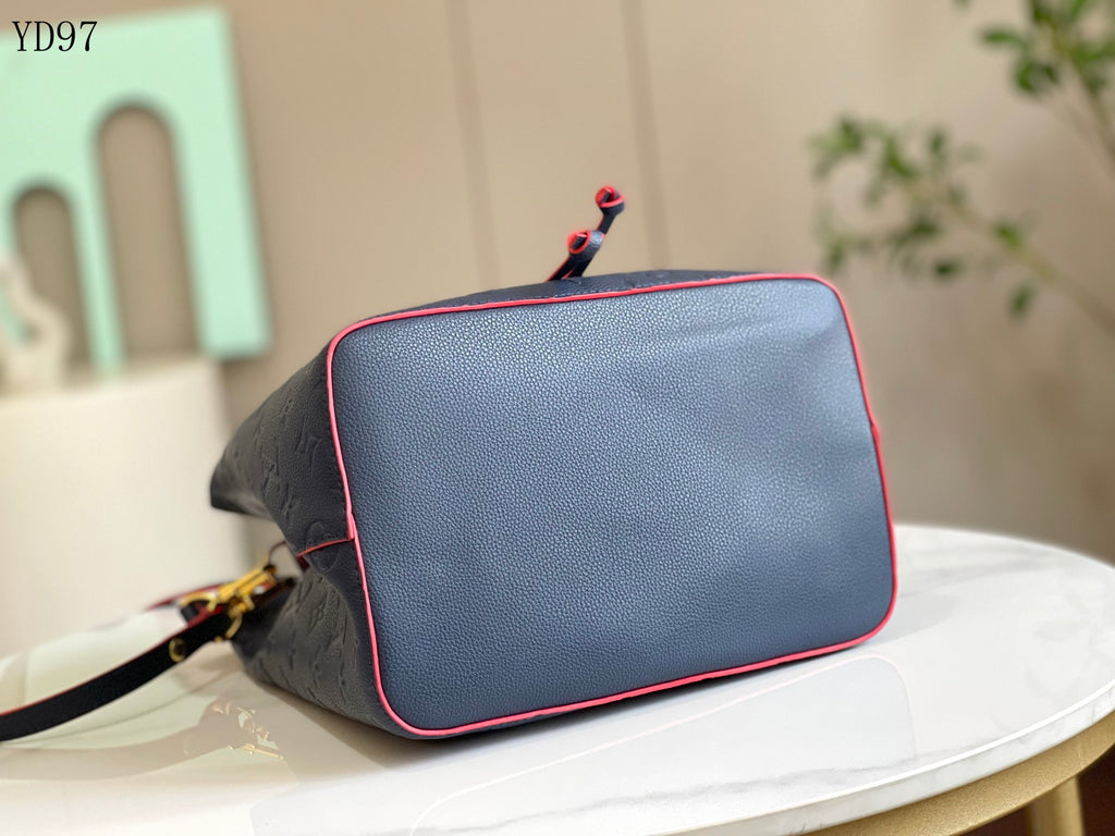 NéoNoé MM Bucket Bag