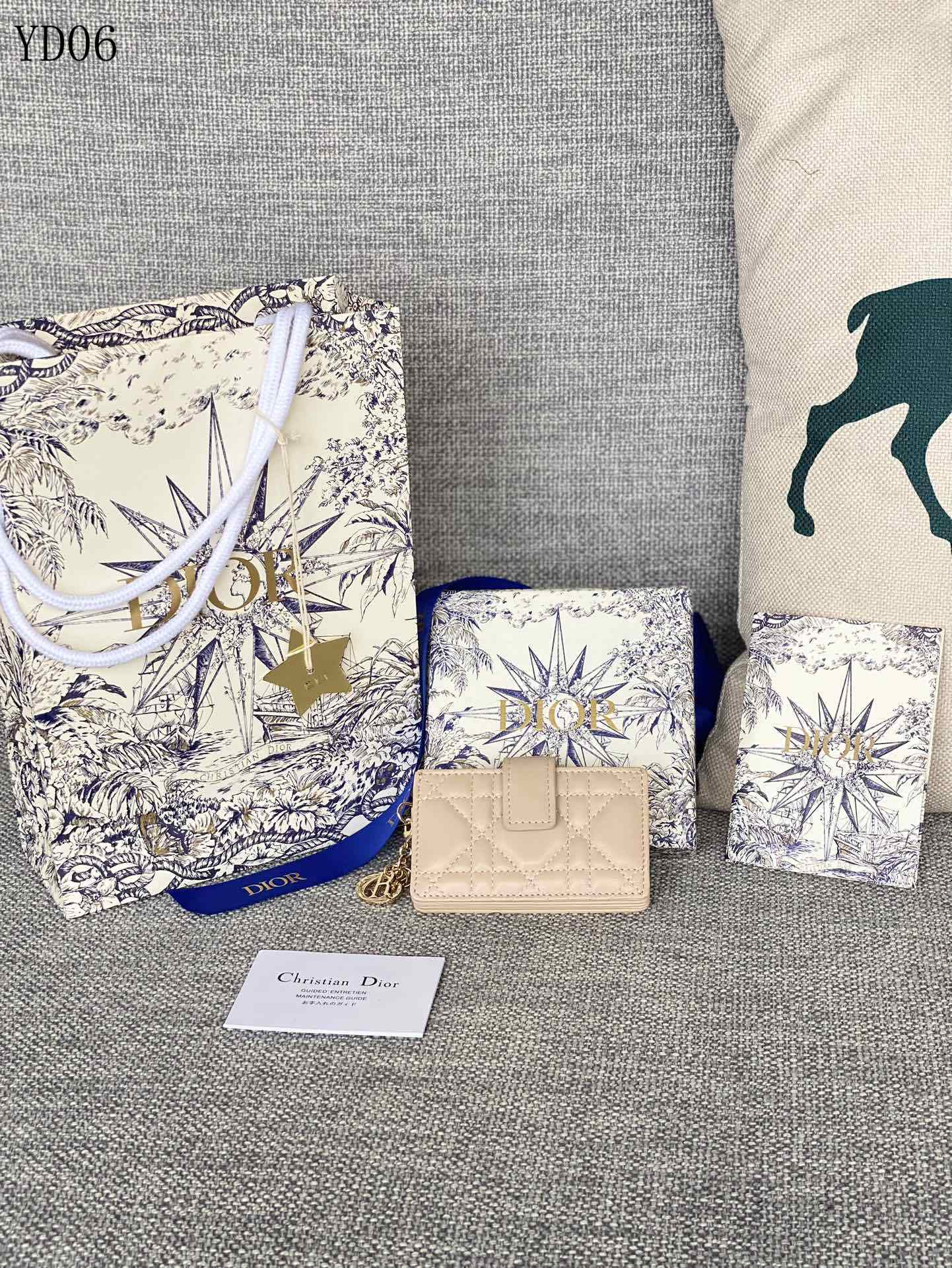 Quilted Leather Compact Wallet