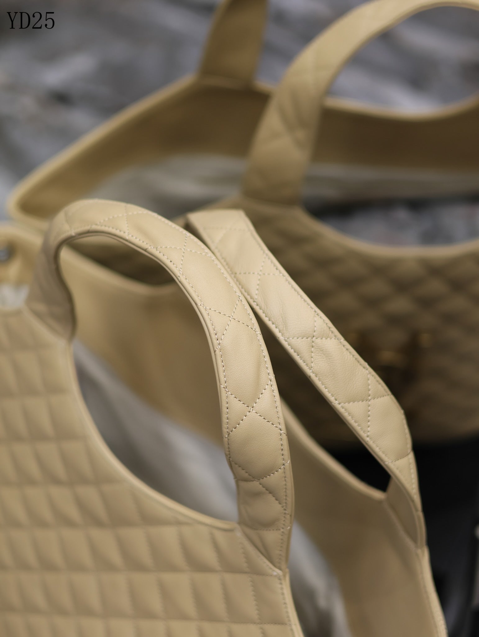 Quilted Oversized Tote Bag