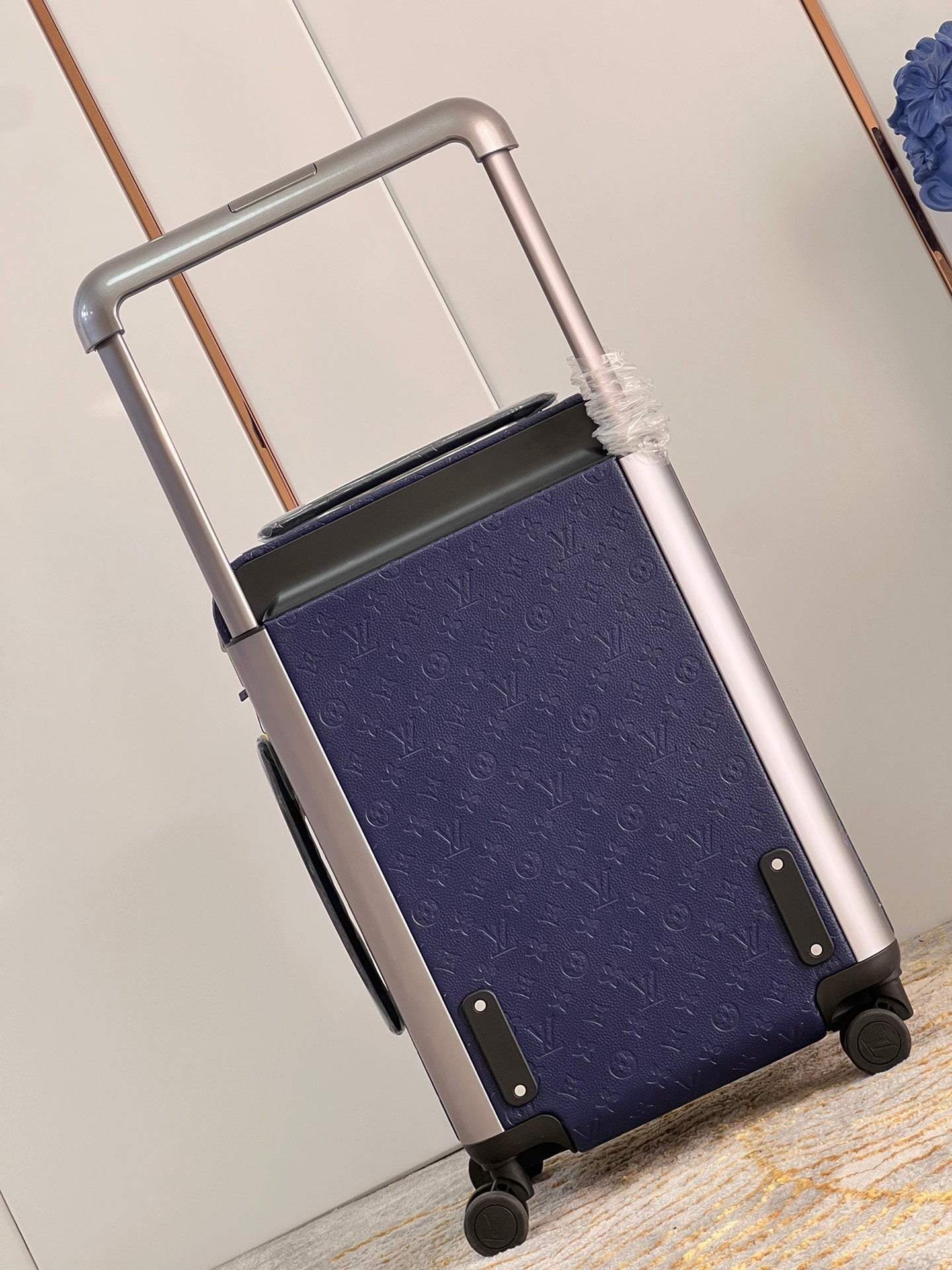 Horizon Style Cabin Suitcase