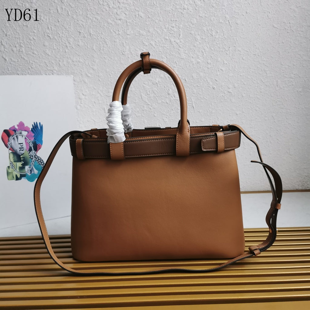 Buckle Belted Medium Leather Tote Bag