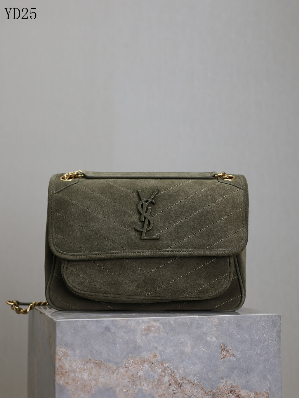 Niki Medium Shoulder Bag