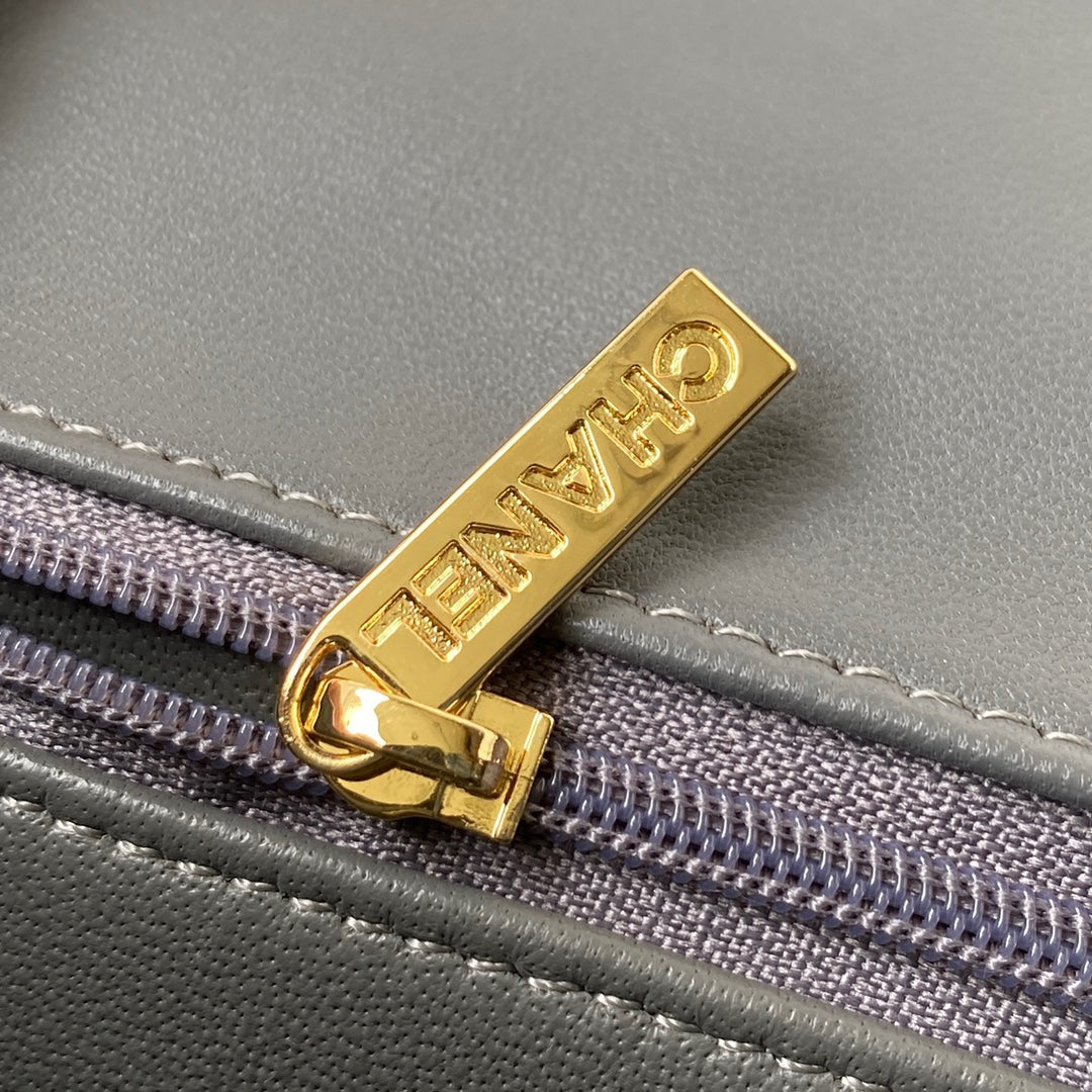 1.55 Classic Quilted Flap Bag