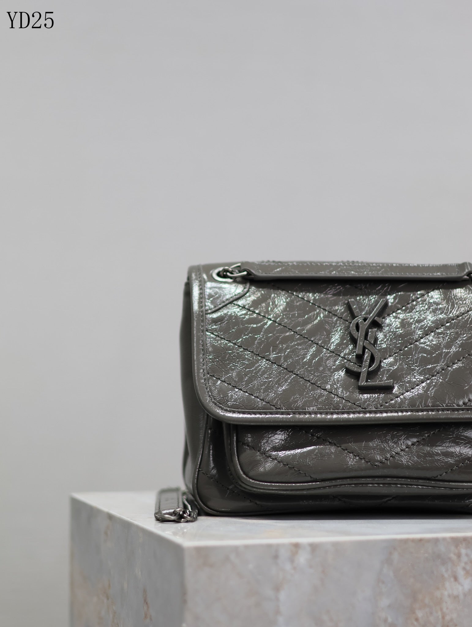 Niki Medium Patent Leather Shoulder Bag