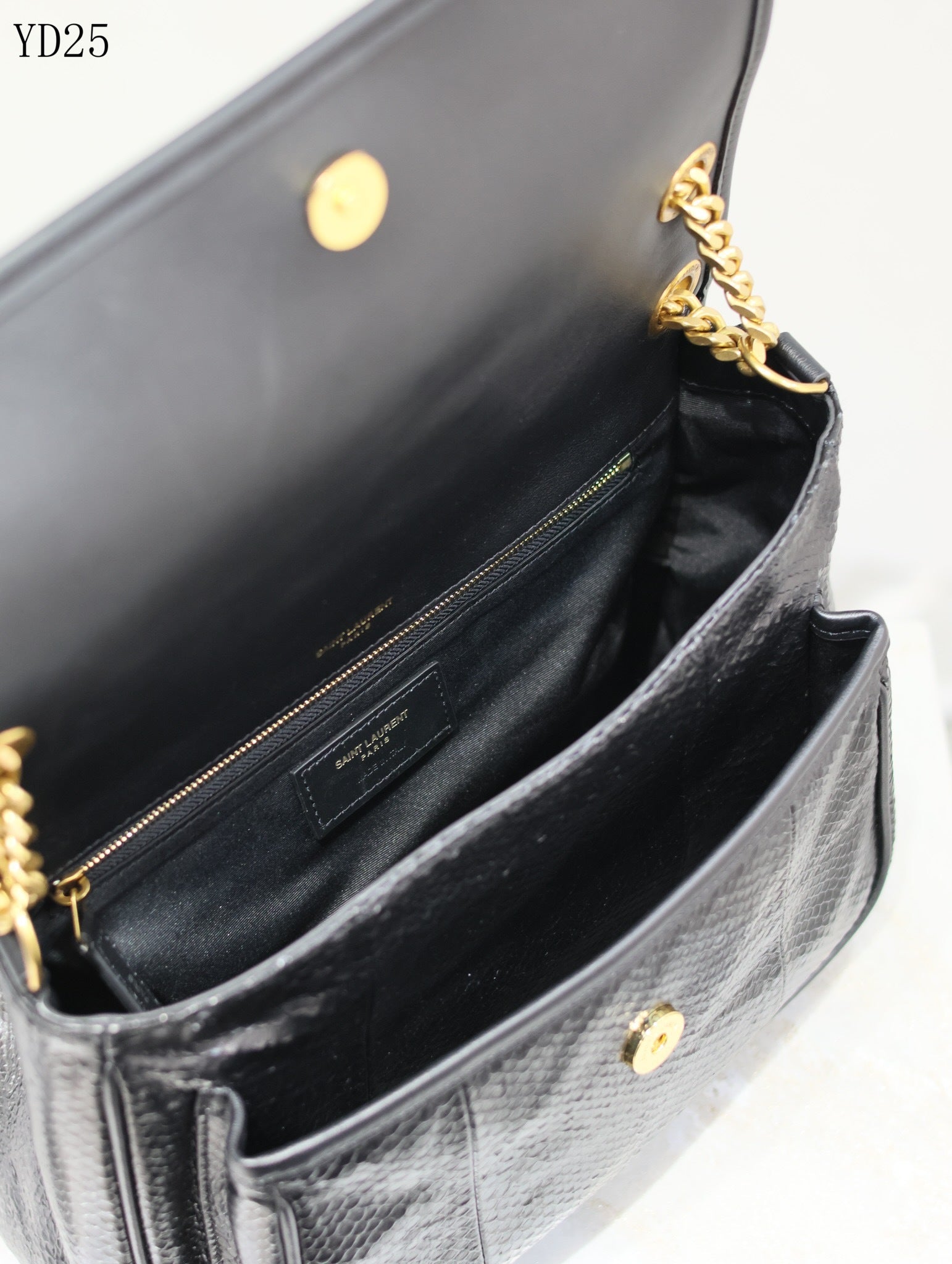 Niki Medium Patent Leather Shoulder Bag