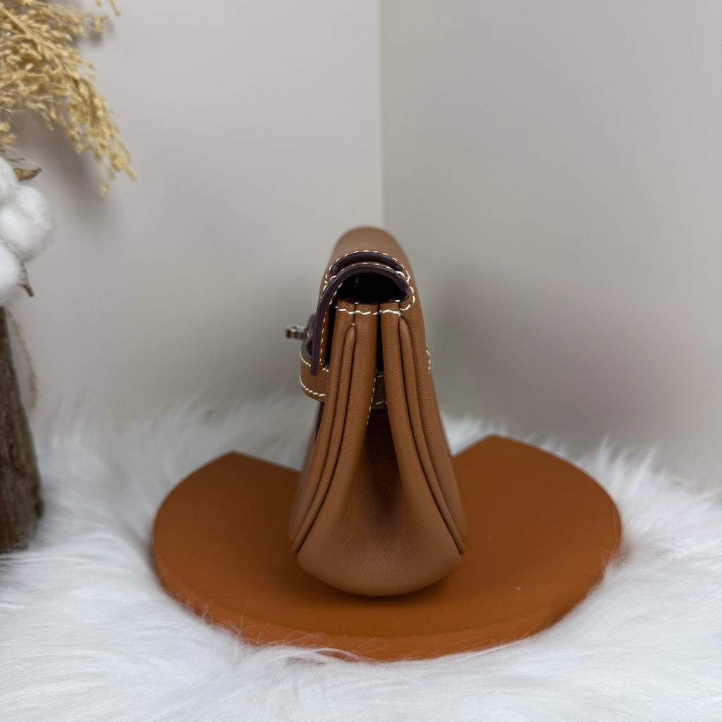 Kelly Move Moon Bag – Swift Leather, Silver hardware