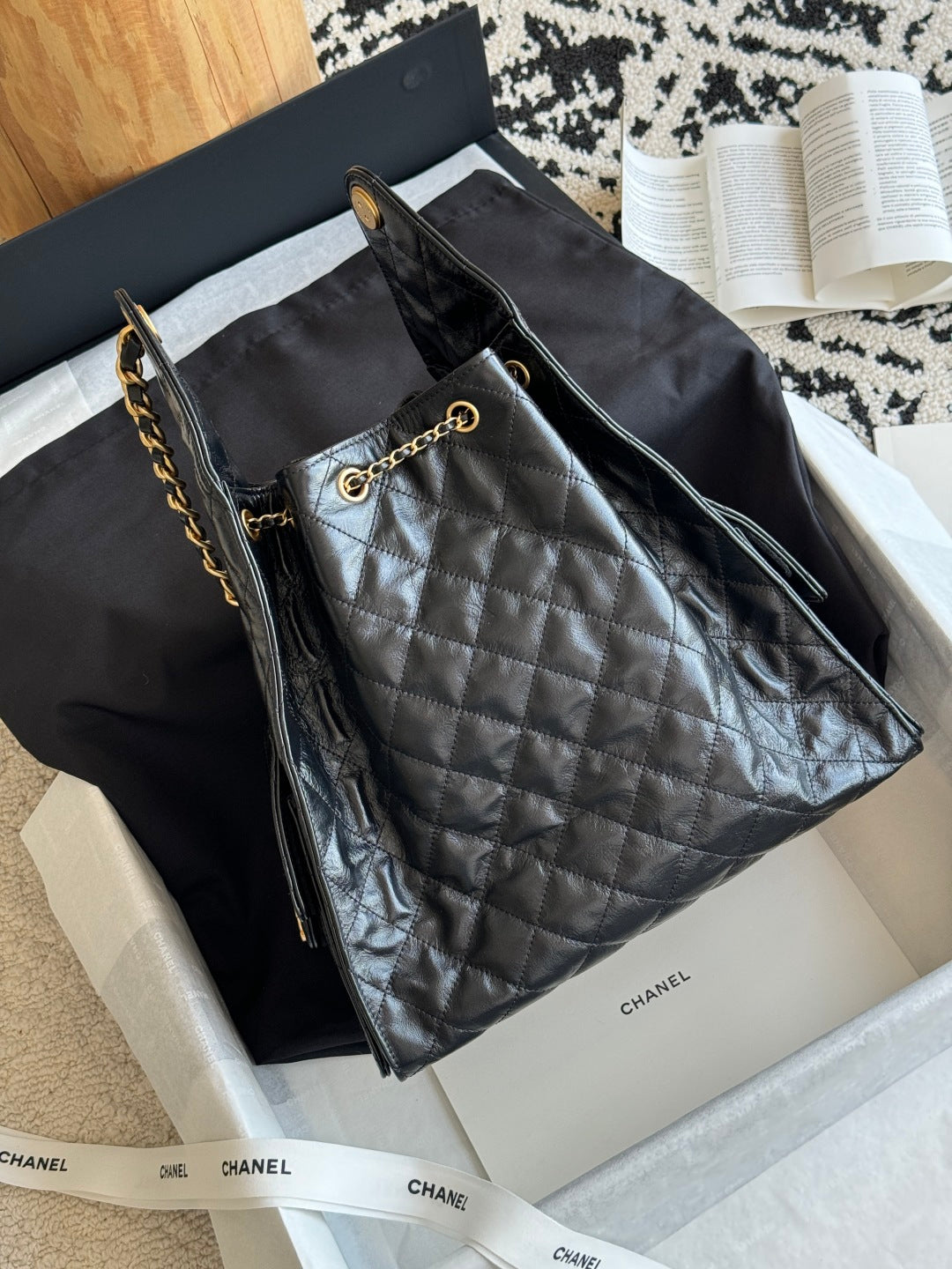 25 Medium Quilted Hobo Handbag